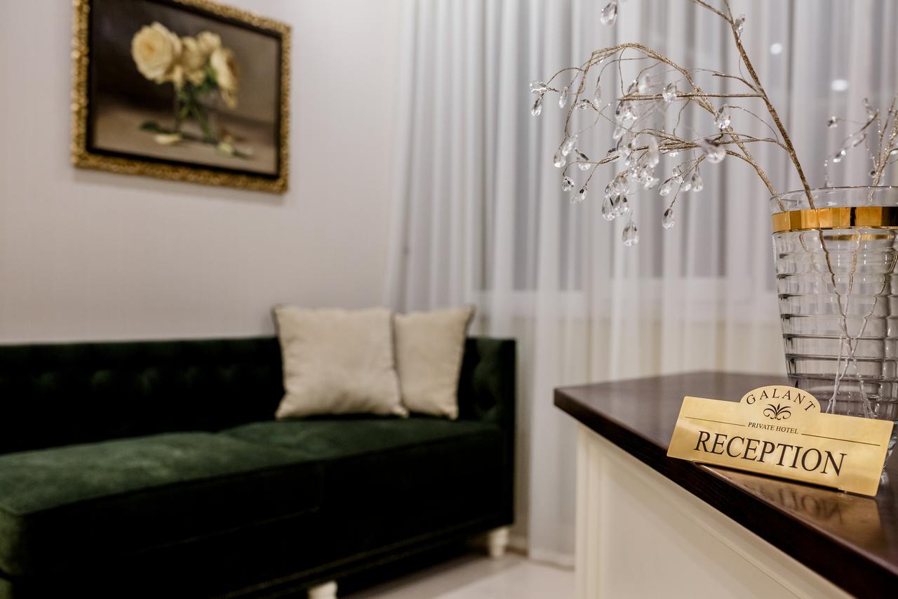 טרוסקבץ Galant Hotel מראה חיצוני תמונה